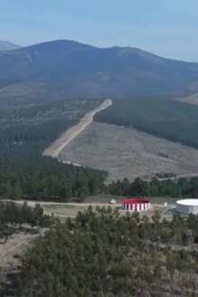 Os tanques tornam mais frequente e rápido o reabastecimento dos meios aéreos e terrestres 